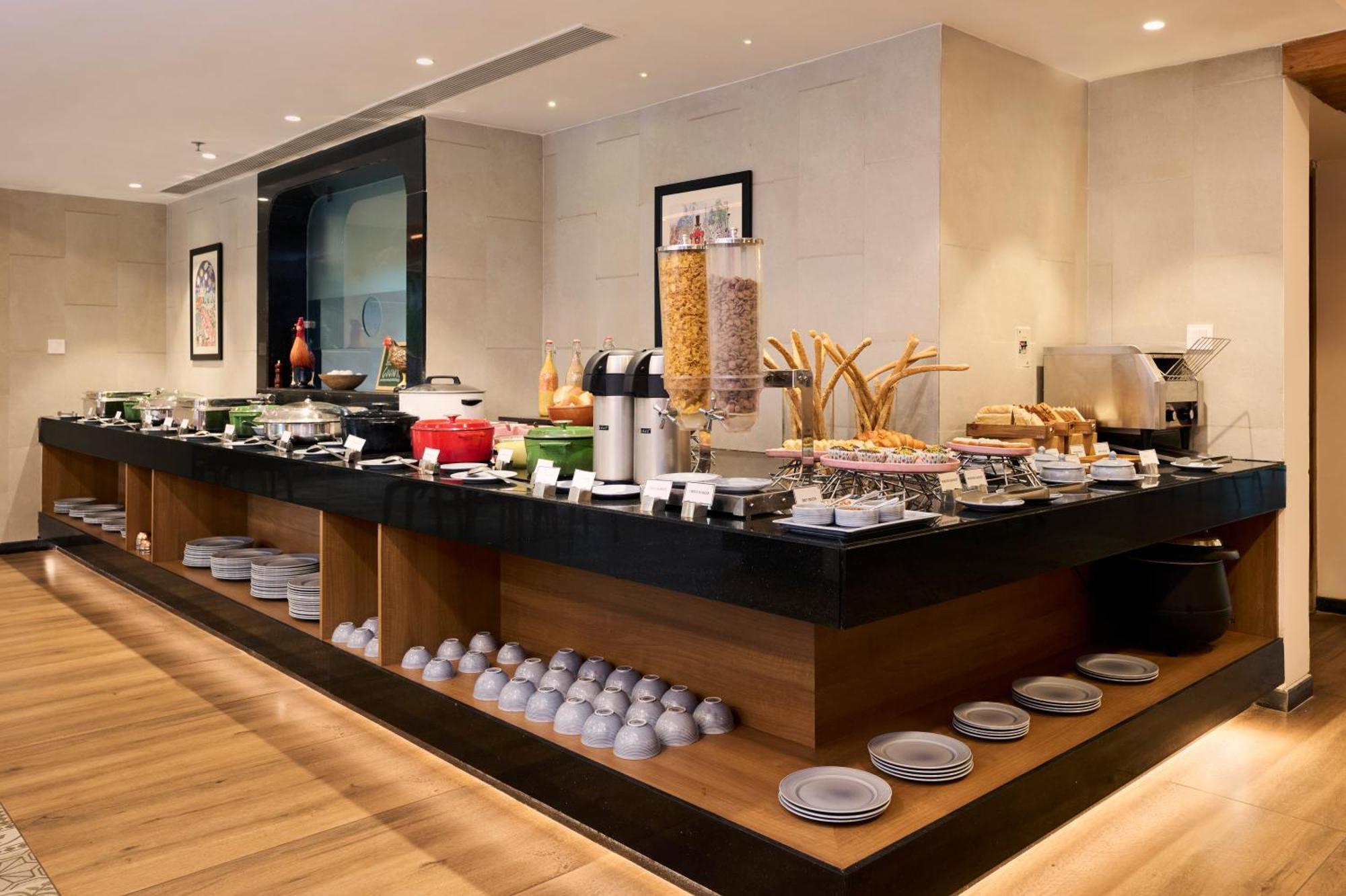 Golden Tulip Goa 4*