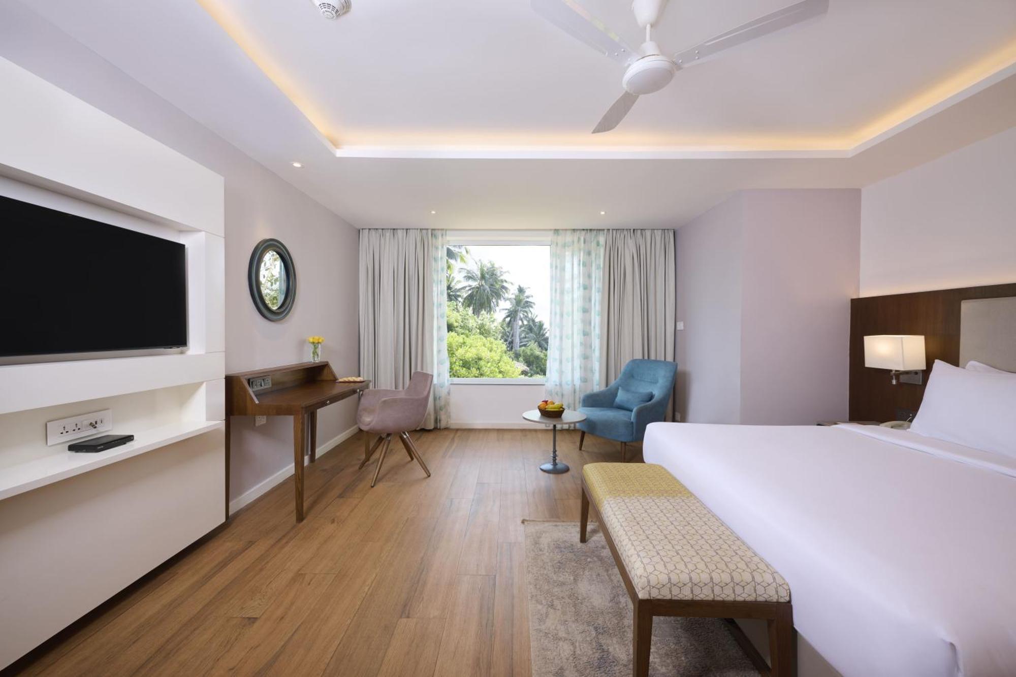 Hotel Golden Tulip Goa Vagator